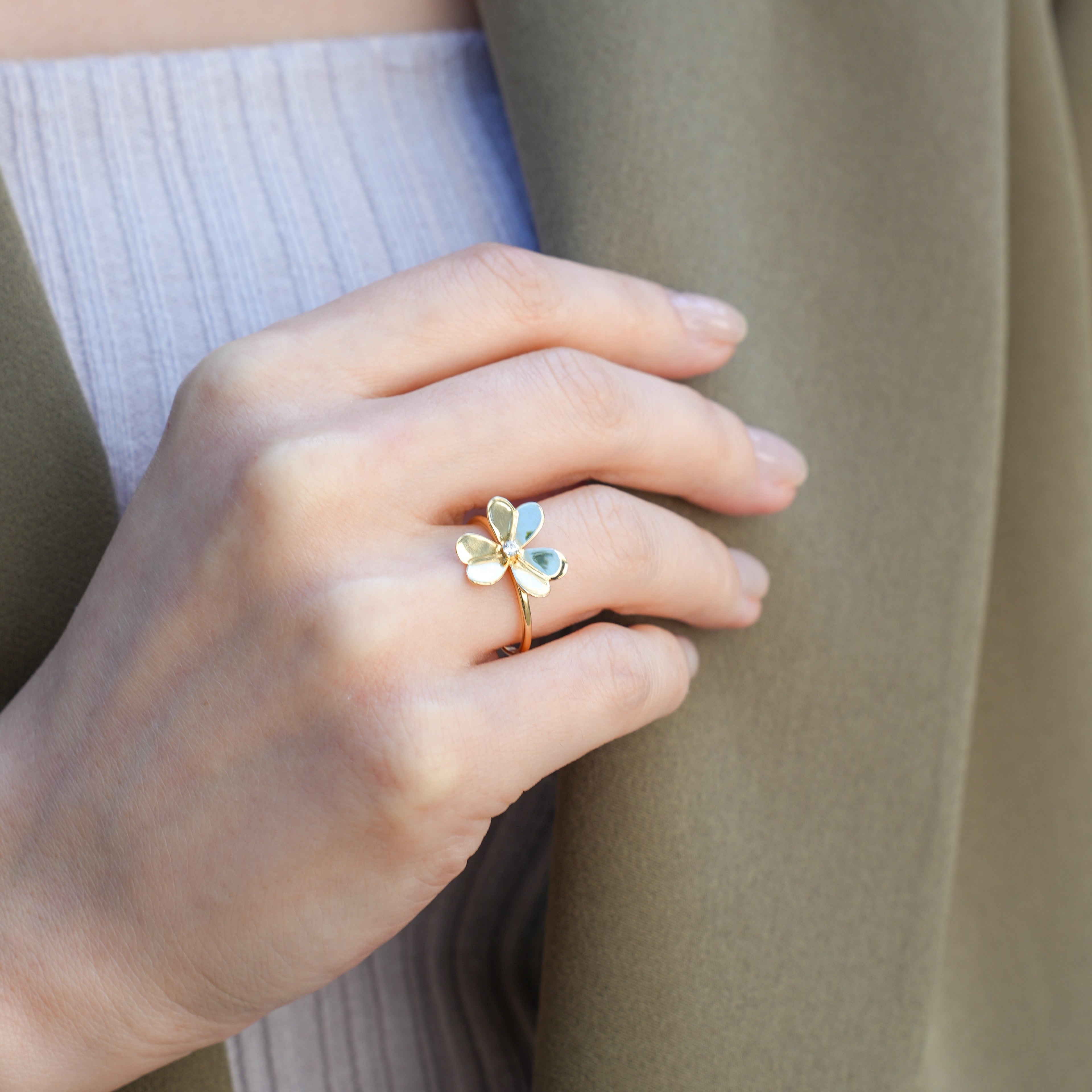 Taşlı Çiçek Altın Yüzük - O'an Jewelry