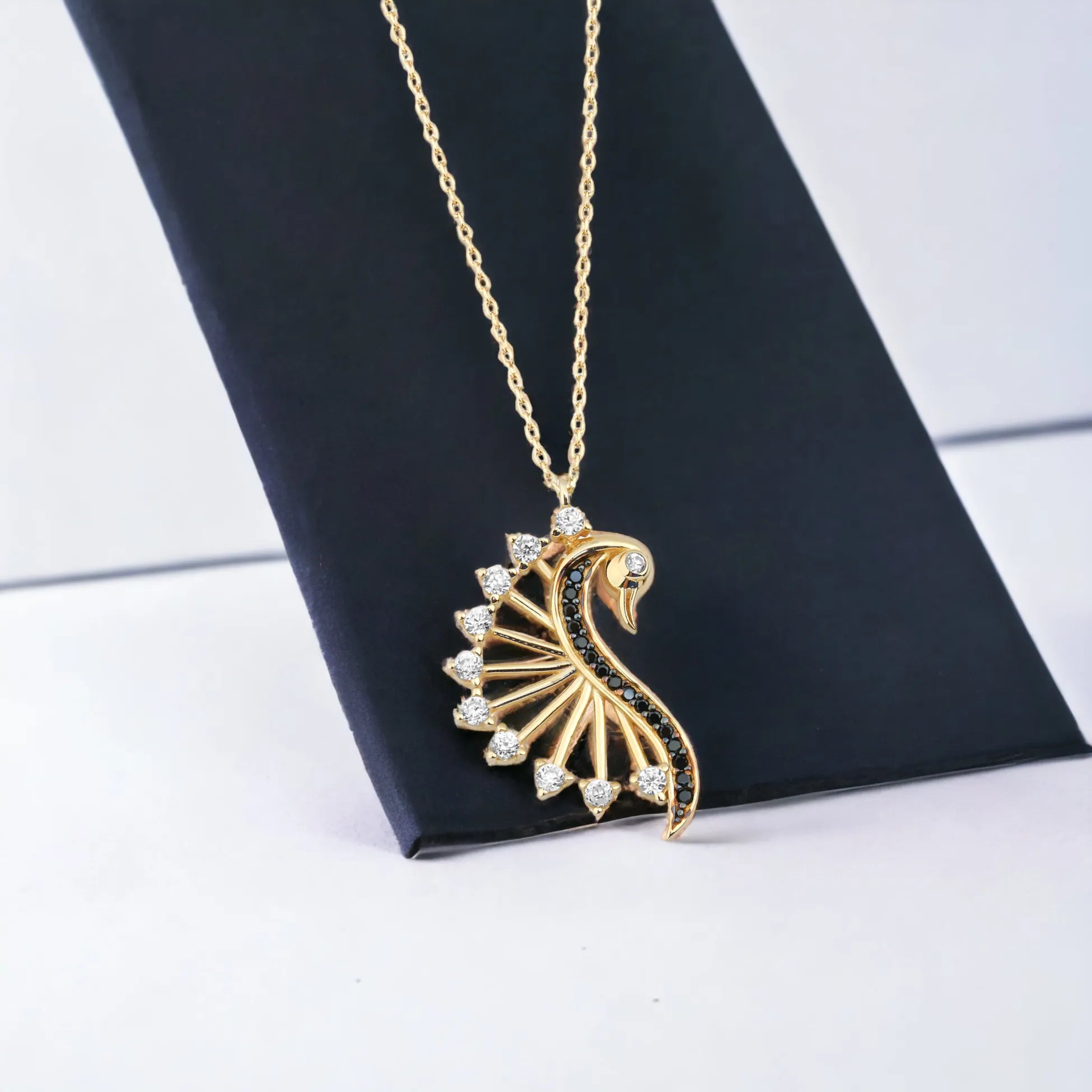 Taşlı Denizatı Kolye - O'an Jewelry